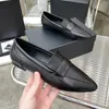 Mocassins en cuir verni à talons bas pour femmes, chaussures décontractées, plates de styliste, bouts pointus, Size35-41