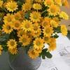 Faux Floral Greenery Autumn Beautiful Silk Daisy Bouquet Christmas Decorations Vase for Home Wedding Decorative Household Products Artificial Flowers Y240322