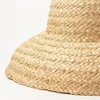 01904-HH7330 Ręcznie robione Raffii Tkaczy Hepburn Kształt Lady Flat Bucket Hat Outdoor Holiday Beach Cap 240314