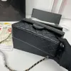 Tasarımcı Çanta Kadın Çanta Debriyaj Flep Çapraz Vücut Çantaları CF Klasik Ünlü Moda Boy Mini Seyahat Crossbody Crossbody Omuz Çantaları K1 M1