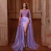 Purple Satin Mermaid Prom Dresses Sexig stropplös en axel med Cape Shiny paljetter Applices Side Slit Evening Plus Size Formal Party Gowns Custom Made 0431
