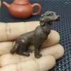 Dekorativa figurer Pure Copper Dog Puppy Solid Gatekeeper Zodiac Animal Statue Home Accessoarer Decoration Feng Shui Gift Bronze Sculpture