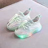 Size 2130 LED Baby Luminous Shoes Boys Glowing Children Sport Sneakers for Kids Girls Breathable Toddler Led Flash Lights 240314