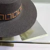 Szerokie brzegowe czapki gorra trawiaste projektanci bajdu kubełko mody słomy mężczyzn lady sunhat designer czapki rybaków