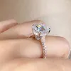 Klusterringar Anpassade solid 18K gula vita guldkvinnor Ring Moissanite Diamonds 1 2 3 4 5 Oval Wedding Party Engagement Anniversary