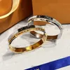 Pulseiras clássicas Mulheres Bangle Luxo Designer Jóias Cristal 18K Banhado A Ouro 925 Banhado A Prata Aço Inoxidável Amantes Presente Pulseiras Mens Pulseira S317