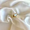 Clusterringen Karachis Koreaanse versie 925 sterling zilveren ring Rood boekje Instagram Niche Fritillaria Love Shell