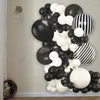 Feestdecoratie Latex Zwart-Wit Ballon Boog Decoraties Verjaardag Afstuderen Jongen