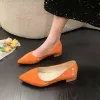 女性用のポンププラスサイズの靴