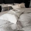 Yatak Setleri 2024 Dört Parçalı Basit Pamuk Çift Ev Yatak Sayfası Mektup Desen Yorgan Kapağı Konforlu Gri Renk