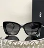 Designer CH5422B Kanalgläser Retro Top Fahren Sie UV -Schutzmodeibein für Frauen Männer Sonnenbrille