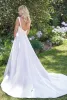 Abiti da sposa linea a trapezio in raso gelsomino abiti da sposa senza maniche con scollo a V profondo semplicemente un nuovo abito da sposa alla moda