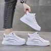 Sıradan Ayakkabı 2024 Kadınlar için Moda Platformu Dikişler Up Sabah Beyaz Highop Sports Zapatos de Mujer Kadınlar Vulkanize