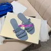 Aloha rubberen sandalen damesslippers 2024 zomer internet beroemdheid mode varkensneus dragen jelly pantoffels voor dames strandvakantie en Le hebben logo HBNOWX