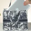 Livre TOTEE broderie D lettre et tigre sacs à main de créateurs de haute qualité cadeaux de festival sacs à main de luxe femme sac à main sacs à bandoulière designers femmes