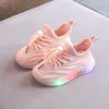 Size 2130 LED Baby Luminous Shoes Boys Glowing Children Sport Sneakers for Kids Girls Breathable Toddler Led Flash Lights 240314