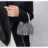 Cross Body Rhinestone Purse Women Dinner Bag axelväska Koppling Pearl Drawstring Money Bag Wedding Evening Axel Crosbody Handbagl2403