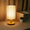 Lampes de table USB Charge de nuit lampe de nuit simple lin LED LED en bois à trois couleurs ajusté décoration de bureau de bureau Room