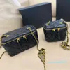 2024 حقائب اليد الفاخرة من الذهب المعادن ، Zipper Sacoche Pouches Classic 18cm/11.5cm 20