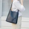 Shoulder Bags AETOO Textured Briefcase Female Retro British Style Handmade Cowhide Handbag Simple Leather Crossbody Bag