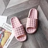 Pantoufles d'été douces et confortables, tongs antidérapantes, chaussures plates de bain pour Couple, famille, sandales El pour femmes, maison d'intérieur