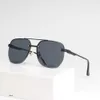 2 pcs Designer de luxe de mode Nouvelles lunettes de soleil à monture métallique à l'étranger avec le même style de lunettes de soleil lunettes classiques et à la mode 1024
