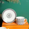 Tassen Untertassen Klassische Kaffeetasse und Untertasse aus Keramik im europäischen Stil, elegantes, hochwertiges Nachmittagstee-Set aus Knochenporzellan, Familienparty-Trinkgeschirr