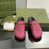 Männer Slip-on Sandale Frauen Hausschuhe ineinandergreifende Metallschnalle Flip Flops Erdbeere Freizeitkleidung Faule Schuhe Größe 35-47