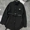 Hoge kwaliteit Italiaans dames acetaatoverhemd Los met heuptasje Driehoek Letteroverhemd Damesoverhemd strijken niet SML Zwart Wit