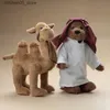 Bonecas de pelúcia artesanais urso de pelúcia árabe camelo brinquedo de pelúcia cheio de animal boneca deserto urso todos união móvel urso e camelo boneca presente de aniversário q240322