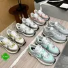 designer skor lyx man kvinna casual skor kalvskinn nylon reflekterande sneaker sporttränare sdfsf tyg mocka effekt hög kvalitet mode utomhus sneakers