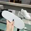 Designer Trainer Prad Scarpe da skate Luxury Run Fashion Sneakers Donna Scarpe sportive Chaussures Casual Classic Sneaker Donna dfgdfg