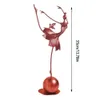 Metal Ballet Girl Sculpture Ornament kan stå upprätt metallträdgårdsstatyer Goldred Dance Girl Ornament Decoration Crafts 240322