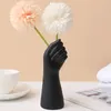 Vases en forme de main pour Arrangement de fleurs, bouteille de stylo, conteneur de bouteilles exquises, Style nordique pour Table à manger, fournitures de bureau