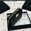 Porta carte di credito da donna in pelle di agnello nera/caviale Borse a marsupio con cerniera Borsa multi pochette Portamonete di grande capacità con pochette in metallo dorato Tasca per chiave 10X5CM