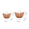 Ladies Hand Bag Manufacturers Promotion Bucket Shaped Handbag for Women New Wing Tote Cyme Cowhide