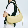 어깨 가방 질감이있는 크로스 바디 가방 여성 반달 여자 안장 bolsas Mujer Spring Summer Bolsos 부드러운 가죽