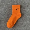 Designer Mens and Womens Socks Five marek luksusowych sportowych skarpetki zimowa sieć litera bawełniana z pudełkami z pudełkami czyste oddychające skarpetki sportowe dla mężczyzn i kobiet 11