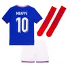 France 2024 Maillots de football Français Benzema Chemises de football MBAPPE GRIEZMANN Franes CAMAVINGA Kit 22 23 DEMBELE HERNANDEZ Hommes Enfants Maillot d'avant-match