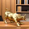 NORTHEUINS Wall Street Bull Market Resin Ornaments Feng Shui Fortune Statue Wealth Figurines For Office Interior Desktop Decor 240314