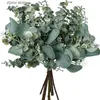 Kunstbloemengroen 6 STKS Kunstmatige eucalyptus met fruit Bruiloftsdecor Eucalyptusbladeren Groene planten Bloem Fleur Artificielle Decoratie Y240322