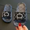 Niemowlę Slipper Big Baby Slajd Summer Solid Kids Buty Clog Acoustic Eva Black Grey Boys Girls Designer Sandały plażowe 2024