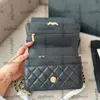 Damen Lambskin Doppelte kleine Kugeln Schwarze Brieftasche auf Kettenbeutel Telefonkarte Halter Multi -Pochette Gold Metall Hardware Matelasse einstellbare Gurthandtaschen Geldtaschen 19cm