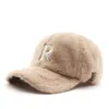 Bollmössor Fashion Trend Keep Warm Lambwool Solid Color Letter R Embroidered Baseball for Women Outdoor Sports Street Casual Hat