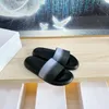 TOp Quality Designer Slides Classic Brand Summer Outdoor Beach Slippers for Men Non-slip Bottom Fashion Fluffy House slipper with Box EU38-46