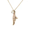 Pendant Necklaces Simulated Pearl Hollowed Necklace Casual Charm Gold Color Short For Women Jewelry