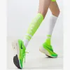 Calzini calzini a compressione di alta qualità che calzino donne in contrasto con i colori sportivi per la maratona di calcio da calcio all'aperto