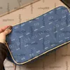 Borse a tracolla blu denim medie di design da donna Borse a tracolla classiche con fiori antichi con manico superiore Tasca ascellare di lusso di grande capacità con portamonete portamonete 32X28CM