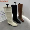 Bottes Round Toe Knee High Femmes Boots Fashion Blanc Brown Brun noir Sole rétro Rétro Casual confortable Femmes Sexy Chaussures 2023 Nouveaux arrivants