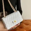 Fashion Caviar Leather Flap Class CC Bag CCA MUNCH Travel Luxury Hand Bag Cadena Crossbody Bolsas de diseño Bolsas de bolsas de bolsas cosméticas de calidad espejo de calidad